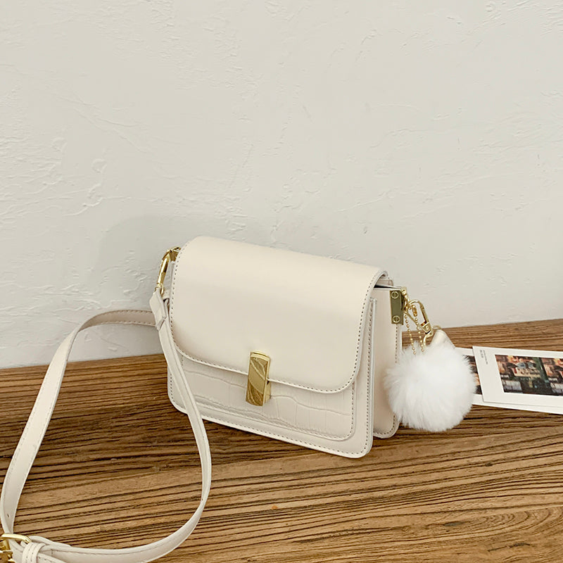 Retro Fashion Niche All-match Ins Shoulder Messenger Bag